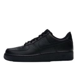 Buty do chodzenia dla dorosłych Nike Air Force 1 '07 Black. Czarne obuwie sportowe damskie Nike, z materiału, bez zapięcia, trekkingowe, Nike Air Force. Za 479.99 zł.