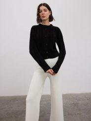 BGN Kardigan w kolorze czarnym rozmiar: 36. Czarne kardigany damskie BGN, bez wzorów, z wełny. Za 108.74 zł.