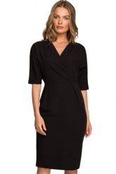 Elegancka sukienka ołówkowa z kopertowym dekoltem V czarna klasyczna. Czarne sukienki damskie Sukienki.shop, bez wzorów, biznesowe, bez ramiączek. Za 179.00 zł.