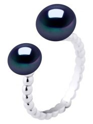 Pearl Addict Srebrny pierścionek z perłami rozmiar: onesize. Szare pierścionki damskie Pearl Addict, z perłą, srebrne. Za 289.88 zł.