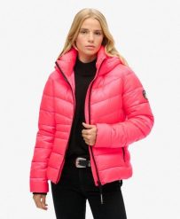 Kurtka pikowana z kapturem Fuji od SUPERDRY. Czerwone kurtki damskie Superdry, s, bez wzorów, z kapturem. Za 453.40 zł.