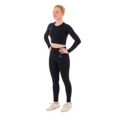 Damski zestaw sportowy Xtreme - legginsy sportowe + sportowy Croptop - Czarny. Czarne legginsy sportowe damskie XTREME SOCKSWEAR, bez wzorów, na fitness i siłownię. Za 186.99 zł.
