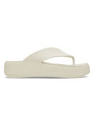 Crocs Japonki "Getaway Groove" w kolorze beżowym rozmiar: 39/40. Brązowe klapki damskie Crocs, bez wzorów, z otwartym noskiem, bez obcasa, na platformie, bez zapięcia. Za 158.10 zł.