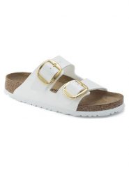 Birkenstock Klapki "Arizona" w kolorze białym rozmiar: 39. Białe klapki damskie Birkenstock, bez wzorów, z otwartym noskiem, bez obcasa, bez zapięcia. Za 223.99 zł.