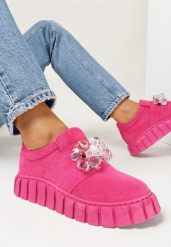 Fuksjowe Wsuwane Sneakersy z Kolorowymi Kryształkami Phedara. Czerwone obuwie sportowe damskie Born2be, z jeansu, bez zapięcia. Za 44.99 zł.