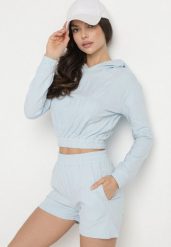 Jasnoniebieski Bawełniany Komplet Sportowy Bluza z Kapturem i Szorty Izilia. Niebieskie bluzy damskie Born2be, bez wzorów, z bawełny, z kapturem. Za 99.99 zł.