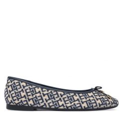 Baleriny Tommy Hilfiger. Balerinki damskie Tommy Hilfiger, bez wzorów. Za 369.99 zł.