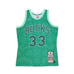 Koszulka NBA Milwaukee Bucks Kareem Abdul-Jabbar. Zielone koszulki damskie Mitchell & Ness, bez wzorów, bez kołnierzyka, bez ramiączek. Za 676.50 zł.