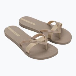 Japonki damskie Ipanema Kirei. Brązowe klapki damskie Ipanema, bez wzorów, bez obcasa, bez zapięcia. Za 79.99 zł.