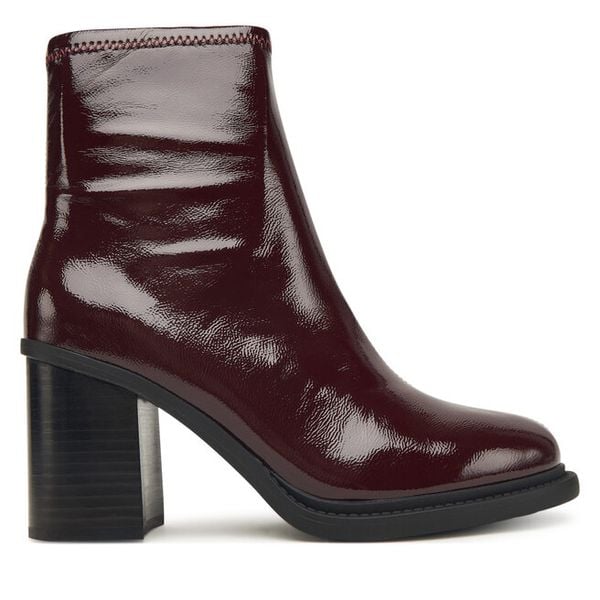 Botki Aldo. Czarne botki damskie ALDO, bez obcasa, na słupku, bez zapięcia. Za 329.99 zł.