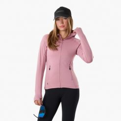 Bluza turystyka damska Swedemount Ultra Light Tech Midlayer Hood szybkoschnąca. Czerwone bluzy damskie SWEDEMOUNT, bez wzorów, bez kaptura. Za 249.99 zł.