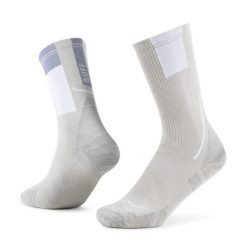 Skarpety BUFF Coolnet Crew. Brązowe skarpetki damskie Buff, bez wzorów, z elastanu. Za 88.99 zł.