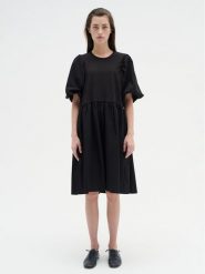 InWear Sukienka codzienna Kisumeiw 30108509 Czarny Loose Fit. Czarne sukienki damskie InWear, bez wzorów, z bawełny, bez ramiączek. Za 139.99 zł.