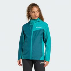 Kurtka Terrex Multi 2.5L Rain.Rdy. Niebieskie kurtki damskie Adidas, l, bez wzorów, z materiału, bez kaptura. W wyprzedaży za 524.25 zł.