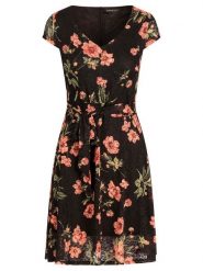 APART Sukienka w kolorze czarnym ze wzorem rozmiar: M. Czarne sukienki damskie Apart, bez wzorów, z tkaniny, bez ramiączek. Za 148.61 zł.