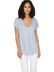 Heine Koszulka w kolorze błękitnym rozmiar: 48. Niebieskie bluzki damskie Heine, bez wzorów, z wiskozy, bez kołnierzyka, bez ramiączek. Za 86.99 zł.