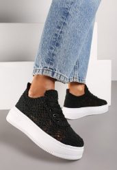Czarne Sneakersy na Grubej Podeszwie z Ażurową Cholewką przed Kostkę Harae. Czarne obuwie sportowe damskie Born2be, na lato, z jeansu, przed kostkę, bez zapięcia. Za 129.99 zł.