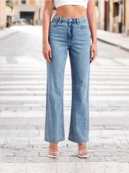Jeansy wide leg high waist - niebieski. Niebieskie jeansy damskie Sinsay, z podwyższonym stanem. W wyprzedaży za 39.99 zł.