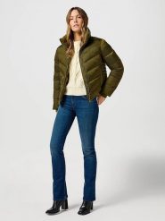 Wrangler Kurtka pikowana w kolorze ciemnozielonym rozmiar: S. Zielone kurtki damskie Wrangler, s, bez wzorów, bez kaptura. Za 175.67 zł.