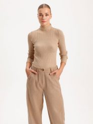 BGN Sweter w kolorze beżowym rozmiar: 40. Brązowe swetry klasyczne damskie BGN, bez kołnierzyka. Za 114.17 zł.