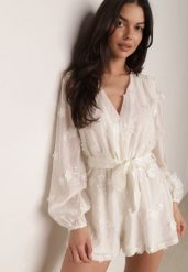 Beżowy Kopertowy Kombinezon z Tencelu Ozdobiony Kwiatkami 3D i Cekinami Adralila. Brązowe sukienki damskie Born2be, z aplikacjami, z materiału, eleganckie, bez ramiączek. Za 209.99 zł.