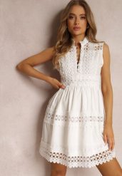Biała Sukienka Athethra. Białe sukienki damskie Renee, w ażurowe wzory, boho, bez ramiączek. W wyprzedaży za 119.99 zł.