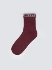 Skarpety damskie długie bordowe Bordi 604. Czerwone skarpetki damskie Big Star, bez wzorów, z bawełny. Za 19.99 zł.