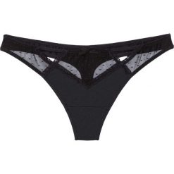 Stringi mini bonprix czarny. Czarne stringi bonprix, z bawełny. Za 29.99 zł.