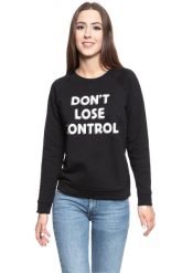 BLUZA LEE DAMSKA CORE CREWNECK SWS BLACK L53SDE01. Czarne bluzy damskie Lee, l, bez wzorów, bez kaptura. W wyprzedaży za 89.99 zł.