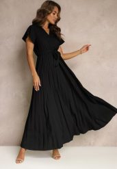 Czarna Koktajlowa Maxi Sukienka Ozdobiona Plisami z Trójkątnym Dekoltem i Wiązaniem w Talii Phoelia. Czarne sukienki damskie Renee, bez wzorów, eleganckie, bez ramiączek. W wyprzedaży za 55.99 zł.