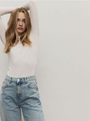 Jeansy balloon z efektem sprania - niebieski. Niebieskie jeansy damskie Reserved. W wyprzedaży za 109.99 zł.