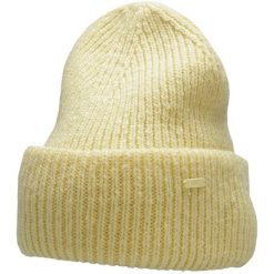 Czapka damska 4F. Żółte czapki damskie 4F, na zimę, bez wzorów, z materiału. Za 47.99 zł.
