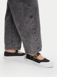 Vans Baleriny Mary Jane VN000CRR6BT1 Czarny. Czarne balerinki damskie Vans, bez wzorów. Za 319.99 zł.