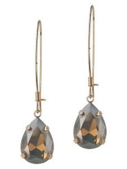 Otazu Pozłacane kolczyki z kryształami Swarovski rozmiar: onesize. Brązowe kolczyki damskie Otazu, z kryształem, pozłacane. Za 100.99 zł.