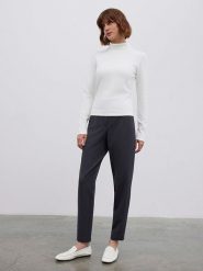 BGN Golf w kolorze białym rozmiar: 40. Białe golfy damskie BGN, bez wzorów, bez ramiączek. Za 91.34 zł.