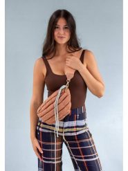 Fritzi aus Preußen Skórzana saszetka w kolorze jasnobrązowym - 30 x 16 x 10 cm rozmiar: onesize. Brązowe nerki i saszetki damskie Fritzi aus Preußen, bez wzorów, z materiału. Za 231.13 zł.