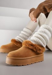 Brązowe Krótkie Śniegowce na Platformie Ozdobione Futerkiem Sewlara. Brązowe śniegowce damskie Renee, z jeansu. Za 44.99 zł.