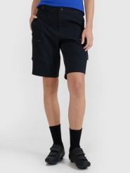 SPODENKI DAMSKIE ROWEROWE 4F F0890 PRZED KOLANO KOLOR CZARNY. Czarne spodenki sportowe damskie 4F, na lato, l, bez wzorów, z materiału, do biegania. Za 249.99 zł.