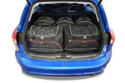 Torby Do Bagażnika Ford Focus Kombi 2018+ 5Szt Kjust. Czarne torby podróżne KJUST, bez wzorów, z kauczuku. Za 1,540.00 zł.