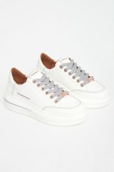 Sneakersy damskie skórzane Lancaster Woman ALEXANDER SMITH. Obuwie sportowe damskie Alexander Smith, bez zapięcia. W wyprzedaży za 699.30 zł.