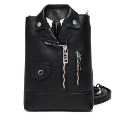 Torebka KARL LAGERFELD. Czarne listonoszki damskie KARL LAGERFELD, bez wzorów, bez dodatków. Za 969.99 zł.