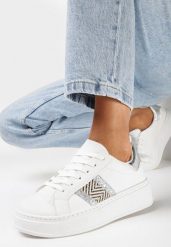 Biało-Srebrne Sneakersy na Grubej Podeszwie z Ozdobną Taśmą z Brokatem i Metaliczną Wstawką Pirnessa. Białe obuwie sportowe damskie Born2be, bez zapięcia. Za 84.99 zł.