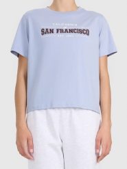 4F Koszulka w kolorze błękitnym rozmiar: XS. Niebieskie bluzki damskie 4F, xs, bez wzorów, z bawełny, bez kołnierzyka, bez ramiączek. Za 28.44 zł.