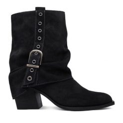 Kowbojki G-Star. Czarne botki damskie G-Star, retro, bez obcasa, na słupku, bez zapięcia. Za 399.99 zł.