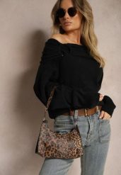 Czarny Sweter Off Shoulder z Wiskozą z Ozdobnym Marszczeniem przy Dekolcie Nelilda. Czarne swetry klasyczne damskie Renee, z jeansu, bez kołnierzyka. Za 119.99 zł.