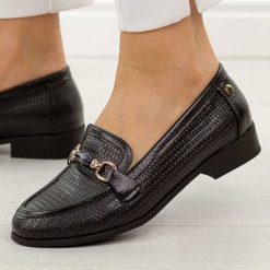 Czarne półbuty damskie M.Daszyński 25113-8. Czarne półbuty damskie M.Daszyński, na jesień, bez wzorów, z materiału, bez obcasa, na płaskiej podeszwie, bez zapięcia. Za 179.00 zł.