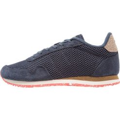 Woden NOA TEEN Tenisówki i Trampki navy. Niebieskie trampki chłopięce Woden, z materiału. Za 319.00 zł.