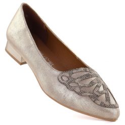 Półbuty damskie złote M.Daszyński SA201A-2. Żółte półbuty damskie M.Daszyński, bez wzorów, ze skóry ekologicznej, bez obcasa, bez zapięcia. Za 149.99 zł.