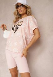 Różowy T-shirt z Bawełny Typu Nietoperz z Ozdobnym Nadrukiem i Cyrkoniami Siratta. Czerwone t-shirty damskie Renee, bez wzorów, z bawełny, bez kołnierzyka. Za 39.99 zł.