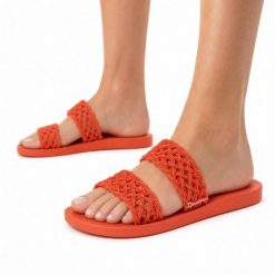 Klapki damskie Ipanema 26506 RENDA FEM. Czerwone klapki damskie Ipanema, bez wzorów, z materiału, bez obcasa, bez zapięcia. Za 55.00 zł.